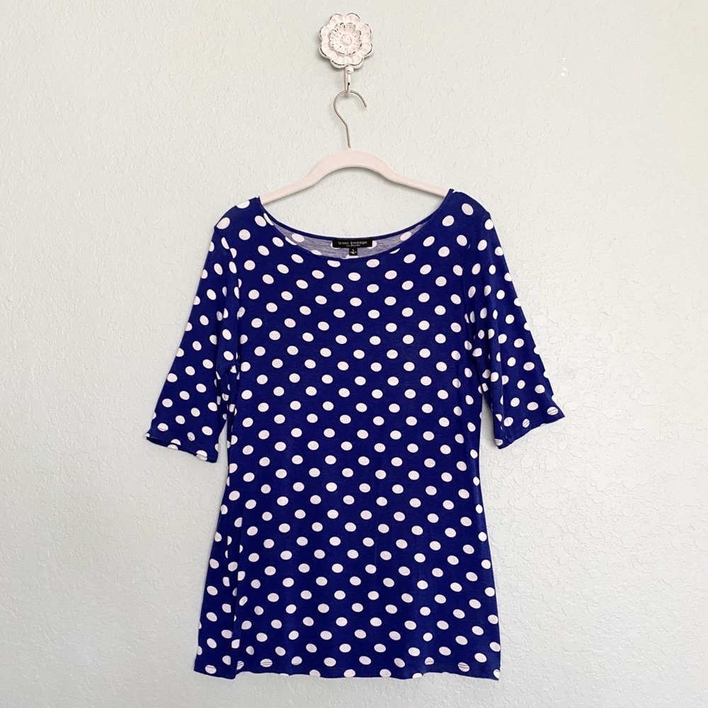 Green Envelope•Blue and White Polka Dot  Top with 3/4 Sleeves